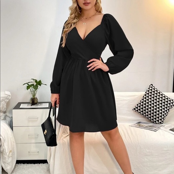 Rose red plus size bishop sleeve mini dress - Picture 10 of 15